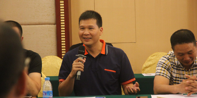 浙江企業(yè)與東升青企、東升門(mén)業(yè)分會(huì)企業(yè)發(fā)展經(jīng)驗(yàn)交流會(huì)在中山舉行