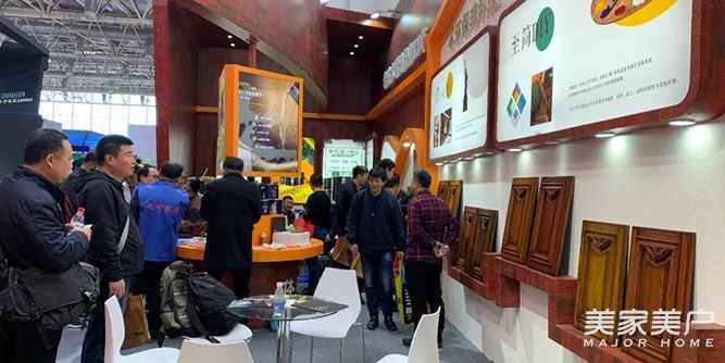 【聚焦木門展】圣馬斯整木定制涂裝領跑品牌再升級，引領環保木門新風尚！