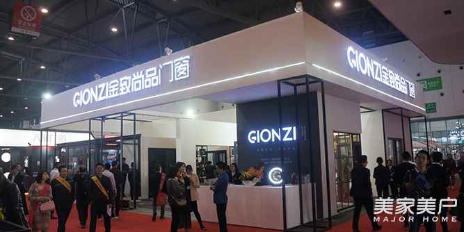 金致尚品門窗高調(diào)參展2019第十九屆成都建筑及裝飾材料博覽會(huì)