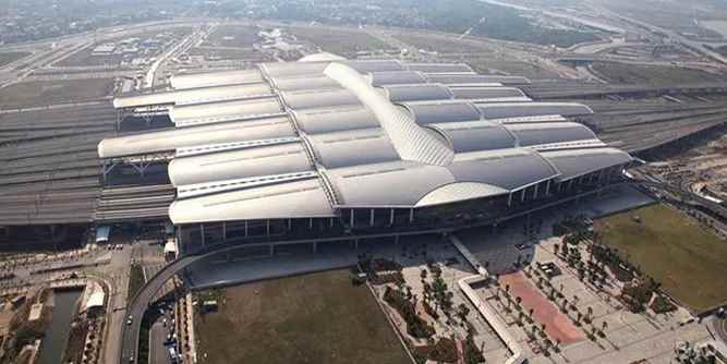 大品牌，高視界！歐享門窗品牌廣告在各大高鐵站蓄勢(shì)待發(fā)