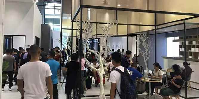 生態極簡 富奧斯門窗打造通往白色圣地的通道