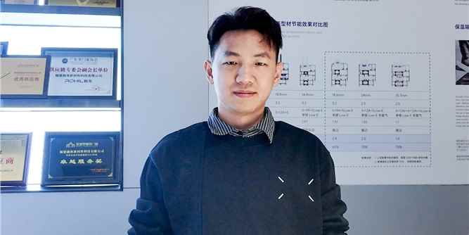 人物專訪|融?？偨浝碓S俊勇：以技術縱深對抗“內卷”，以全鏈控制保障品質“底線”，以賦能思維構建“伙伴生態”